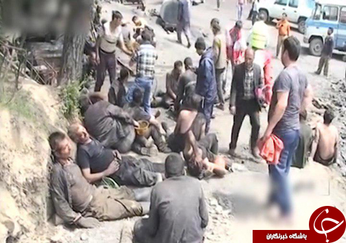 کارگران معدنی هر روز صبح برای کسب روزی حلال دل به اعماق هزار متری کوه&zwnj;ها می&zwnj;زنند.