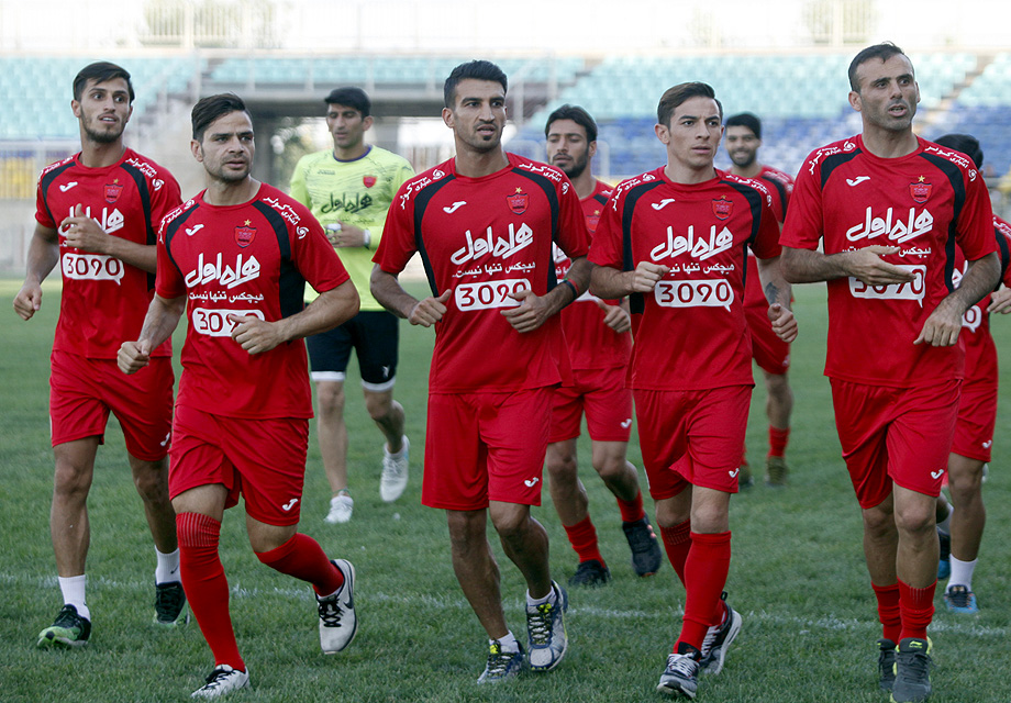 تمرین پرسپولیس پشت درهای بسته انجام می شود