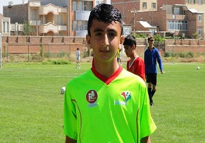 بابازاده؛ نماینده فوتبال آذربایجان غربی در تیم ملی نونهالان کشور
