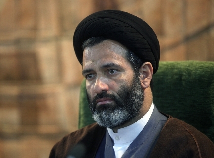 حسینی&zwnj;کیا/ مخالف