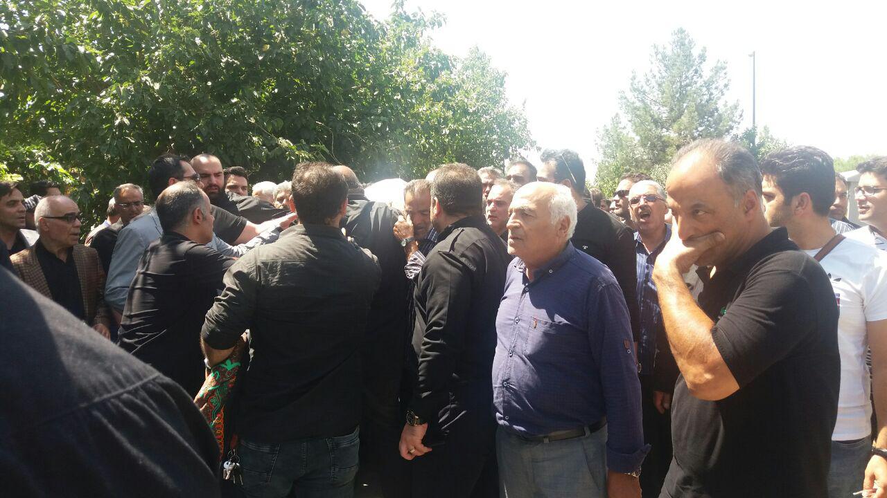 مراسم تشییع و خاکسپاری مرحوم محمد علی فلاحتی نژاد + عکس
