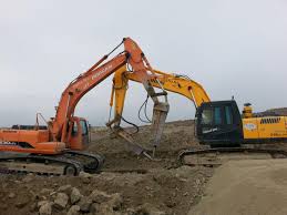 مرگ دلخراش راننده جوان بیل مکانیکی در سیرجان