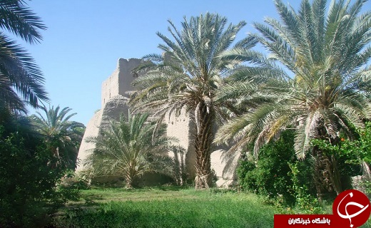 آبشار چوتین گون ، یکی از جاذبه های طبیعی سیستان بلوچستان آبشار چوتین گون ، یکی از جاذبه های طبیعی سیستان بلوچستان
