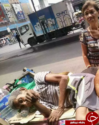 وفاداری عجیب زن سالخورده به شوهرش + تصاویر