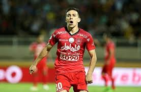 احمدزاده هفتصدمین گل پرسپولیس در لیگ را به ثمر رساند