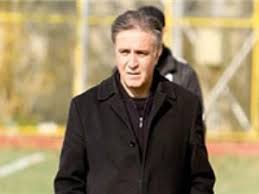 زادمهر: سوءتفاهمات باید درون باشگاه حل شود/پرسپولیس می تواند الاهلی را شکست دهد