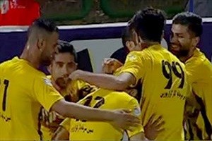 دربی اصفهان به نفع طلایی‌پوشان + فیلم
