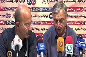 نشست خبری مربیان پس ار بازی ذوب آهن _ سپاهان + فیلم
