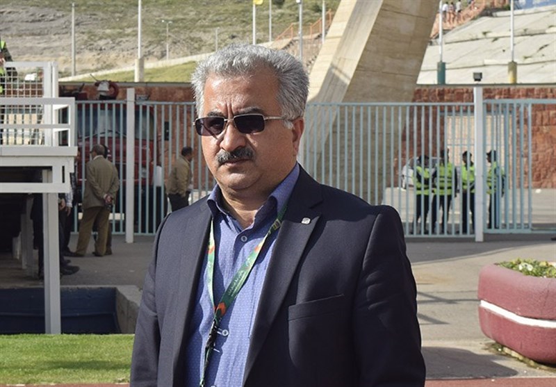 تقیون: نمی&zwnj;توانم فسخ قرارداد بازیکنان ماشین&zwnj;سازی را تأیید یا تکذیب کنم