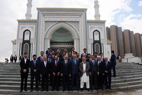 بازدید رییس اجراییه افغانستان از موزه ملی قزاقستان و بزرگترین مسجد آستانه