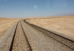 بازدید نماینده ولی‌فقیه در لرستان و استاندار از طرح  راه‌آهن