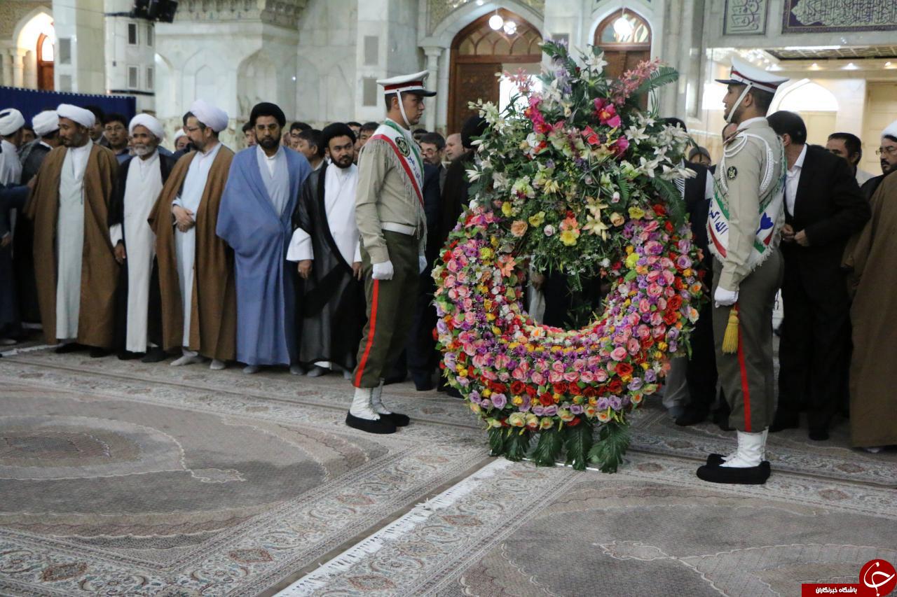 گزارش تصویری از مراسم ادای احترام و تجدید میثاق شخصیت های سیاسی و فرهنگی افغانستان با آرمان های امام خمینی(ره)