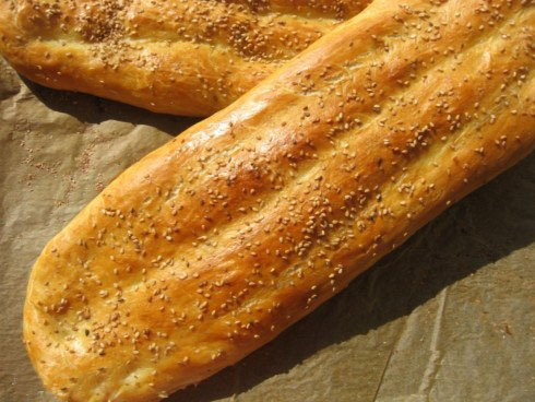 ضرورت جایگزینی نان صنعتی به&zwnj;جای سنتی/ لزوم کاهش نمک در پخت نان