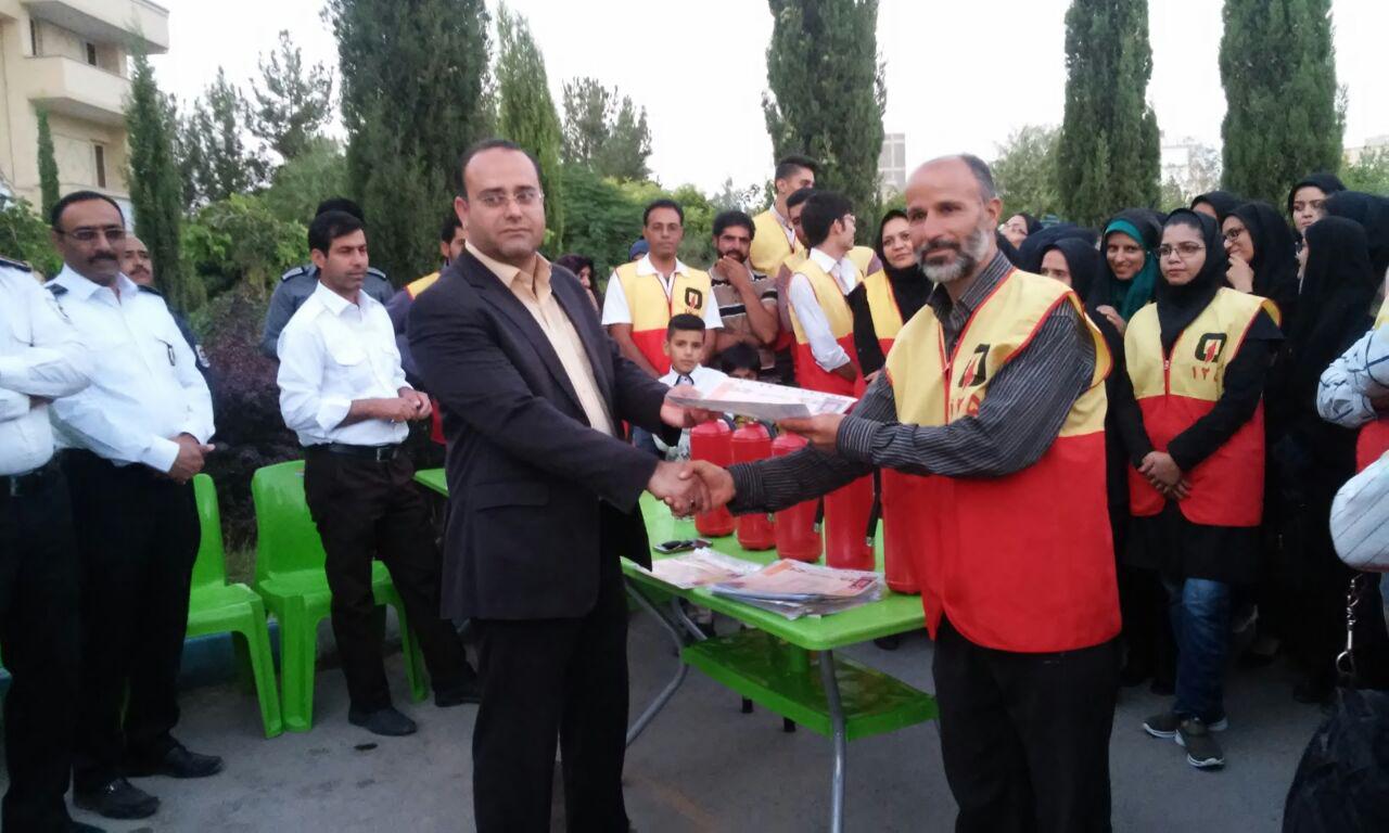 صدور 150گواهینامه آتش نشان داوطلب درکرمان