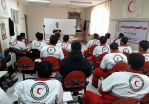 دوره آموزشی توان افزایی امدادگران هلال احمر