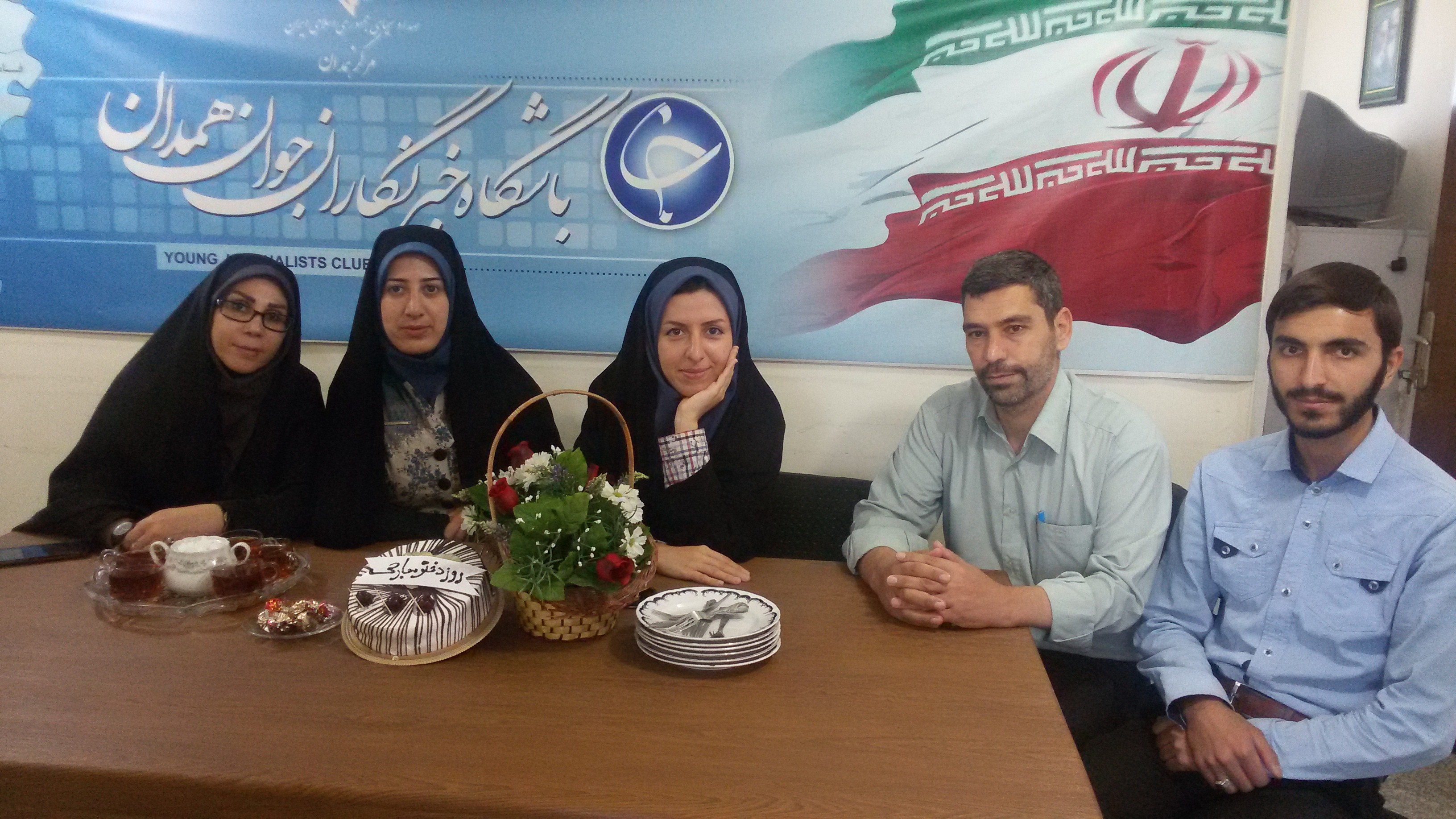 جشن روز دختر در باشگاه خبرنگاران مرکز همدان+فیلم و تصاویر