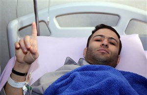 قهرمان کشتی جهان زیر تیغ جراحی