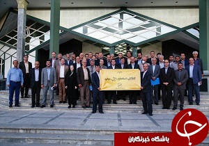 عضویت استاندار در پویش"کالای استاندارد ایرانی می خرم"