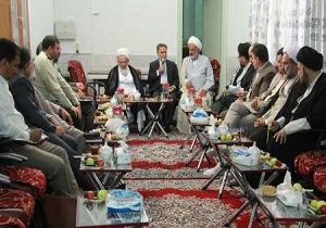 فرهنگ کار در بین بومی ها ضعیف است