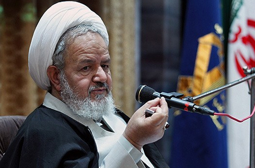 &laquo;انقلابی زدایی از انقلاب&raquo; خطری جدی است
