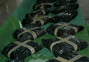 توقیف  یک دستگاه تریلی با  ۱۷۷ کیلو تریاک دریزد