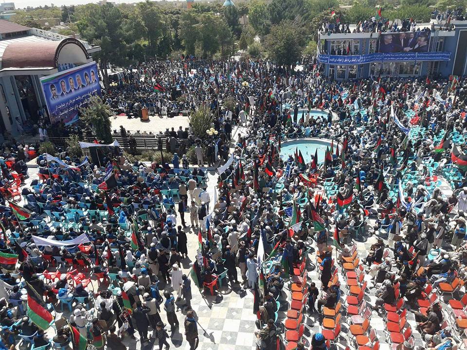 طرفداران ائتلاف نجات در شبرغان خواستار بازگشت جنرال دوستم شدند