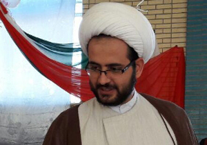 تمدید حکم امام جمعه شهر آلونی