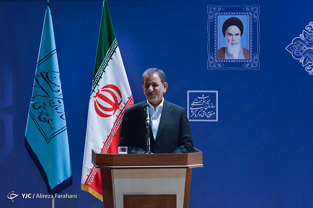 اسحاق جهانگیری: درآمد گردشگری از نفت هم می&zwnj;تواند بیشتر باشد