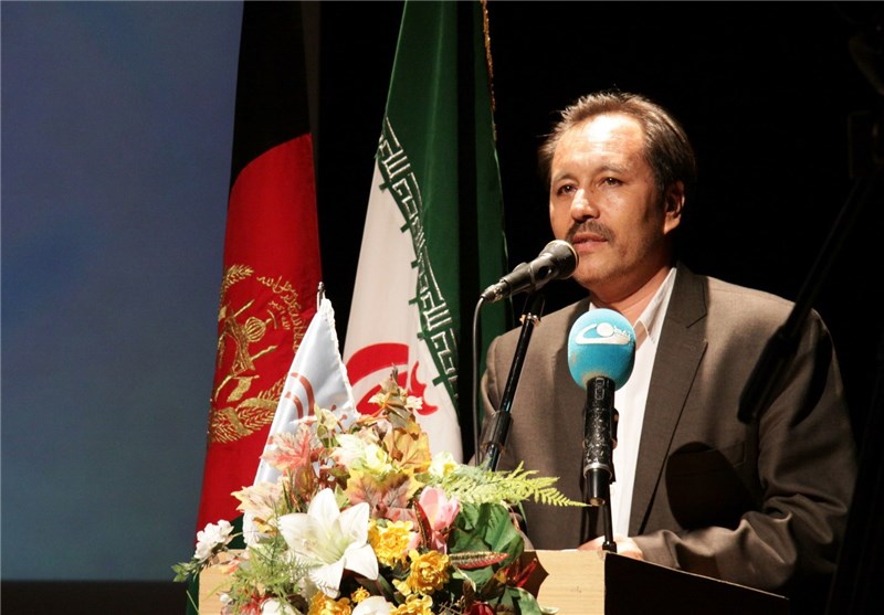 تسکین پیکر مجروح اجتماعی توسط ادبیات و شعر