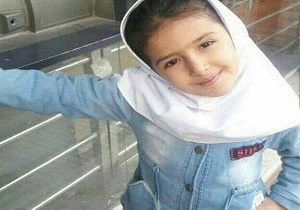 من باید طناب دار را گردن قاتل دخترم بیندازم