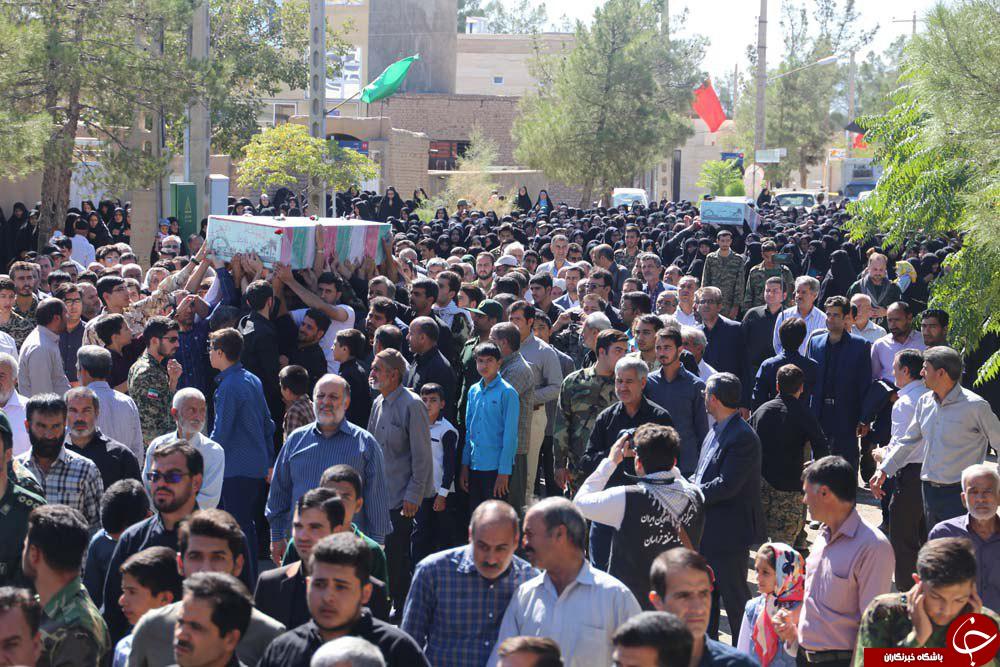 تشییع ۱۹ شهید گمنام در خراسان رضوی+تصاویر