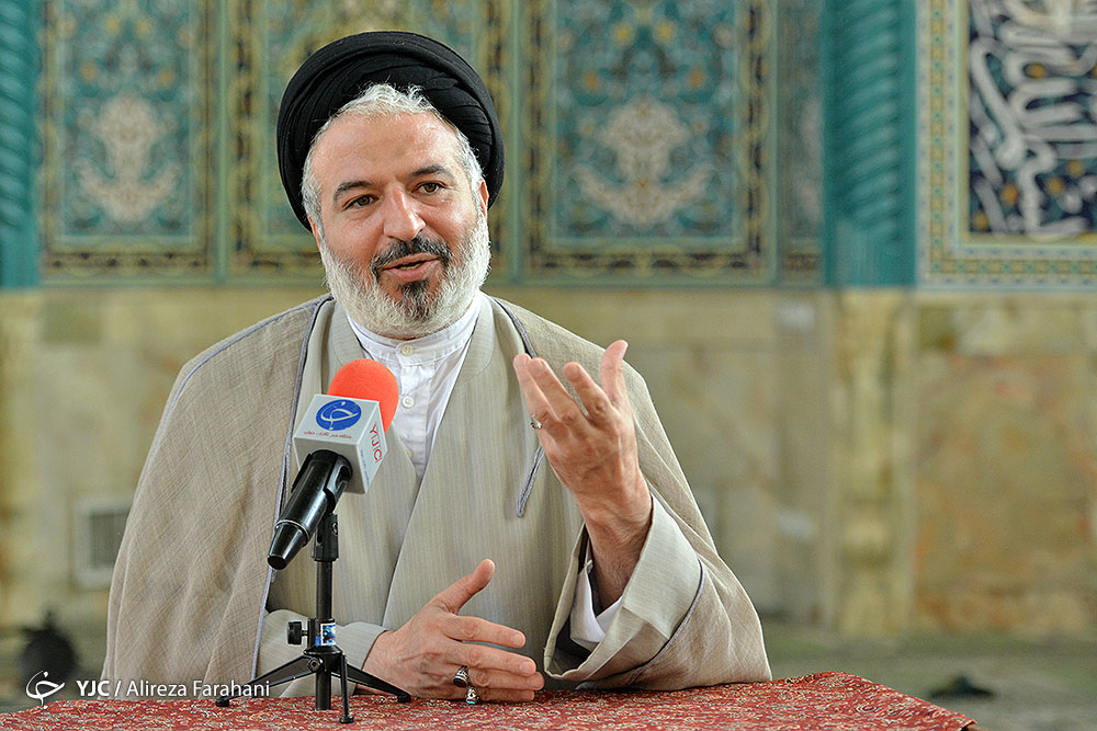 زنان در اسلام به گلی خوشبو تشبیه شدهاند/ نباید کارهای خشن به بانوان واگذار شود زنان در اسلام به گلی خوشبو تشبیه شدهاند/ نباید کارهای خشن به بانوان واگذار شود