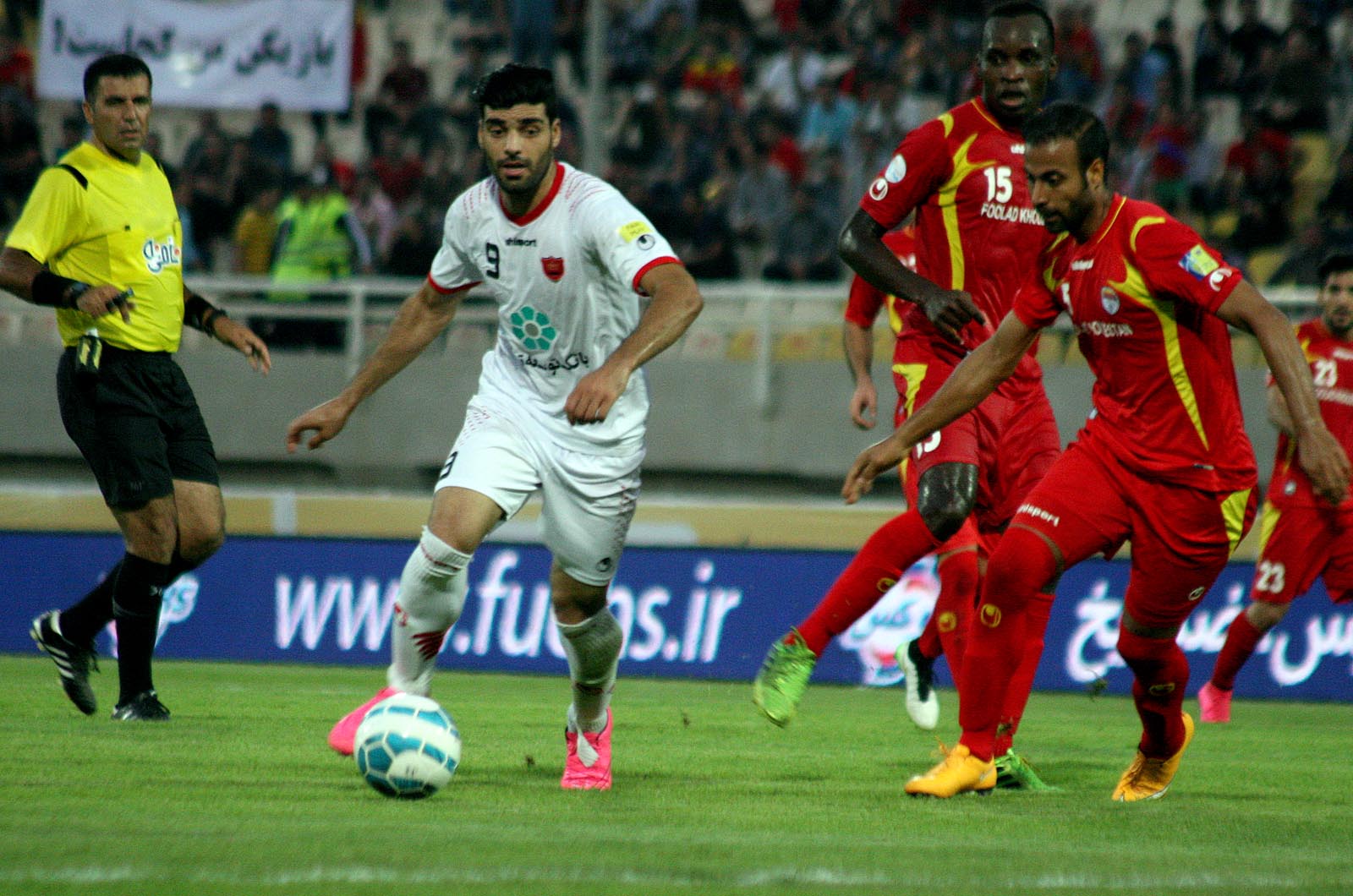 جدال قهرمانان دو فصل اخير در آزادى