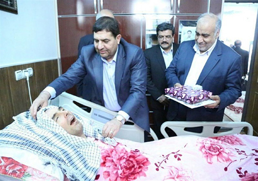 دیدار رئیس ستاد اجرایی فرمان حضرت امام (ره) با شهید زنده لرستانی+تصاویر