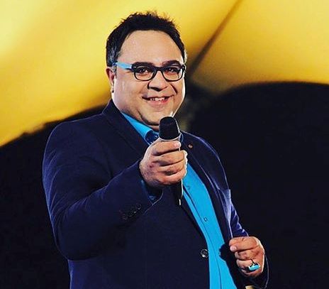 همکارانم مجمع&zwnj;الجزایر هنر هستند