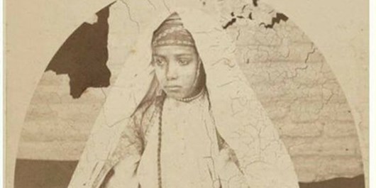 عکس اولین زن افغانستانی که توسط دوربین ثبت شد عکس اولین زن افغانستانی که توسط دوربین ثبت شد