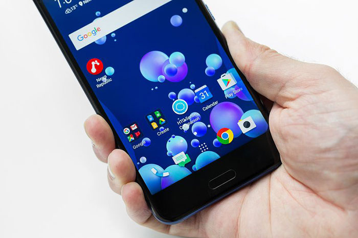 گوشی جدید اچ تی سی / HTC U11 را بیشتر بشناسید