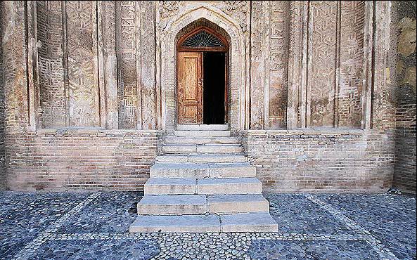 گنبد علویان یادگاری از معماری دوره&zwnj;ی سلجوقیان