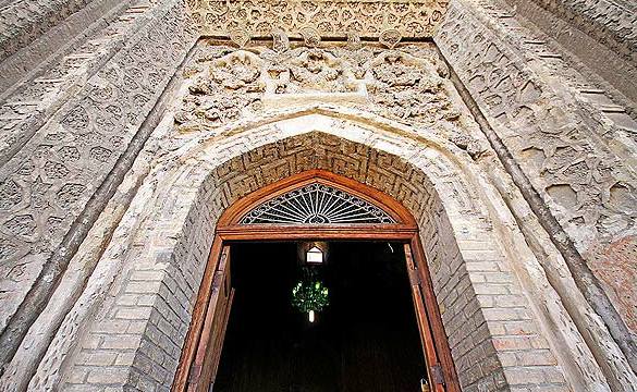 گنبد علویان یادگاری از معماری دوره&zwnj;ی سلجوقیان