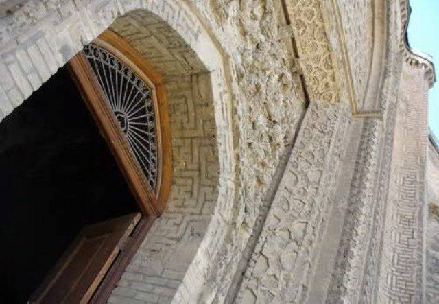 گنبد علویان یادگاری از معماری دوره&zwnj;ی سلجوقیان