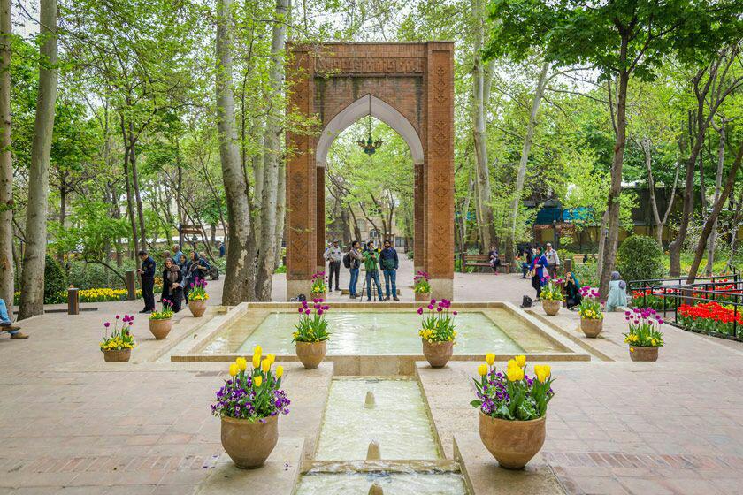 &laquo;باغ ایرانی&raquo; چنارستانی در قلب ده ونک را برای آخر هفته فراموش نکنید