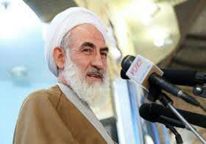حضور در نماز جمعه یک فریضه الهی است
