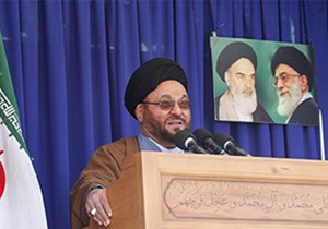کسانی که می‌گویند ما خادم حرمین هستیم خادم حریم و همسر خودشان هستند