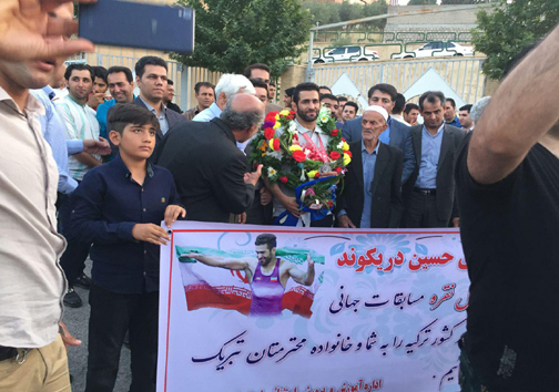 کسب مدال نقره ورزشکار لرستانی در مسابقات جهانی کشتی ناشنوایان