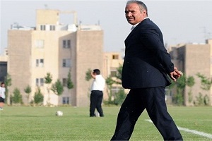 شغل دوم سرمربی استقلال کدام است شما قضاوت کنید؟ شغل دوم سرمربی استقلال کدام است شما قضاوت کنید؟
