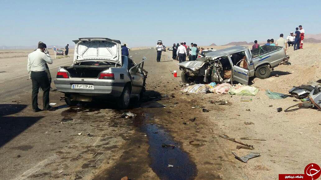 تصادف مرگبار وانت مزدا با پژو 405 در دیهوک + تصاویر