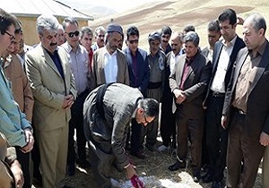 باسازی 40 مدرسه غیراستاندار در سقز