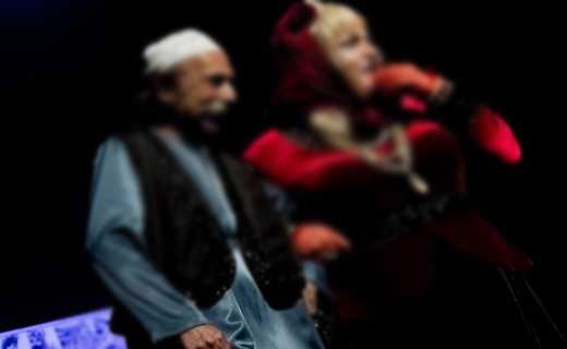 ترویج پوشش غرب گرایی در صحنه تئاتر + تصاویر