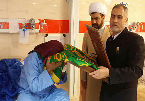 عیادت خادمان حرم رضوی از بیماران در خرم&zwnj;آباد