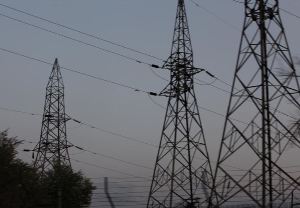 همکاری شرکت توزیع برق با مدارس در دزفول